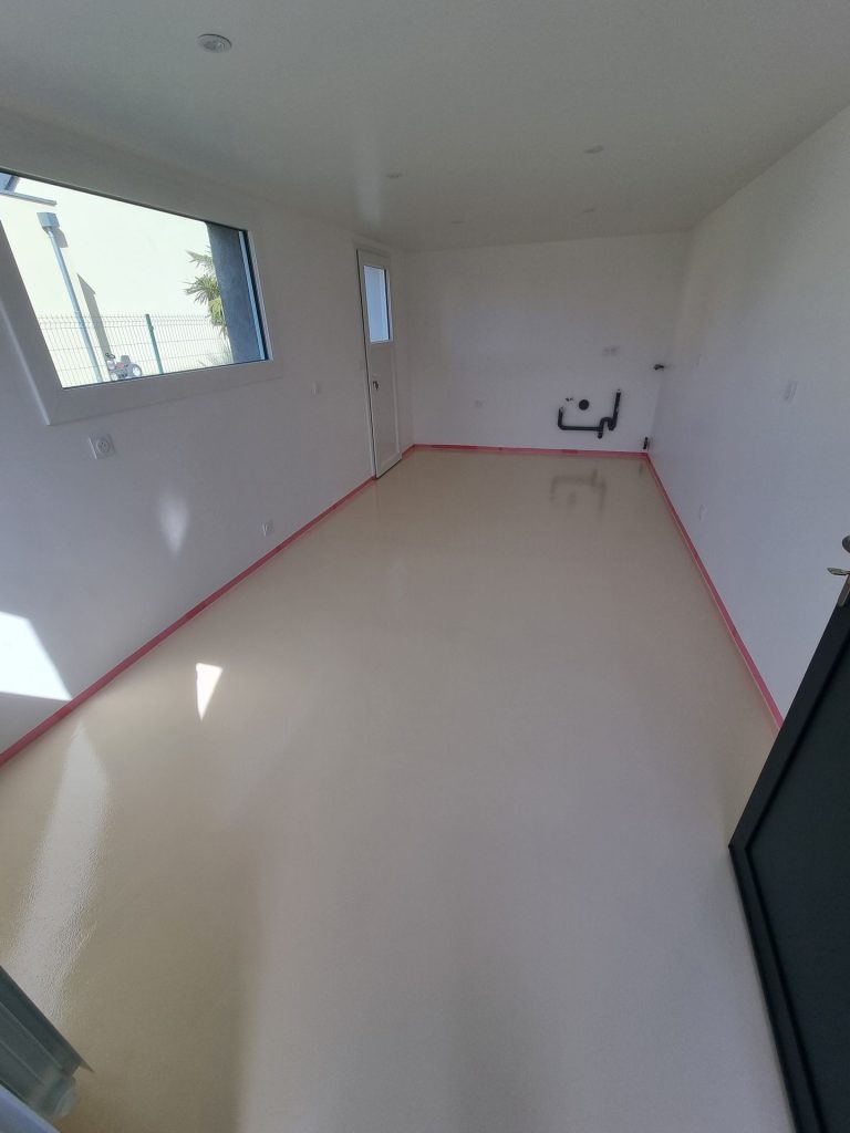 Peinture de sol de garage à Calan 2
