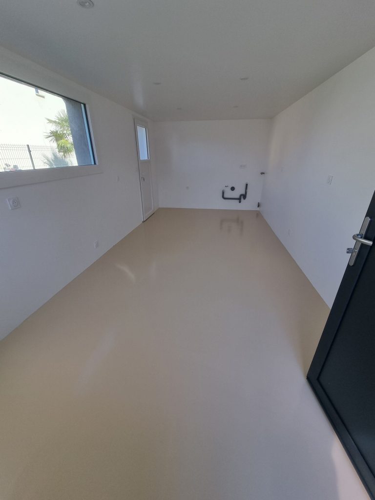 Peinture de sol de garage à Calan 3