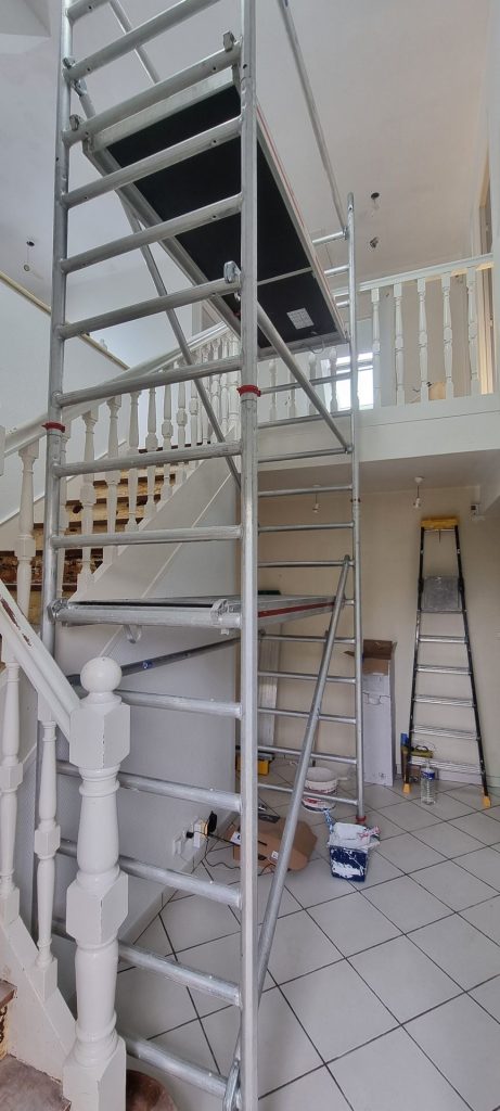 Rénovation et mise en peinture complète d’une maison à Guidel 1
